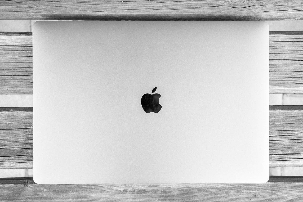 Apple Brand